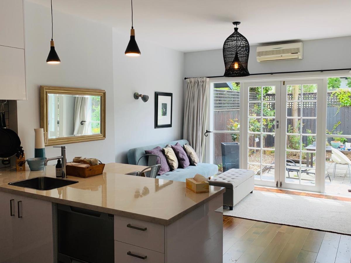 Uptown City Haven - Christchurch Townhouse Екстер'єр фото