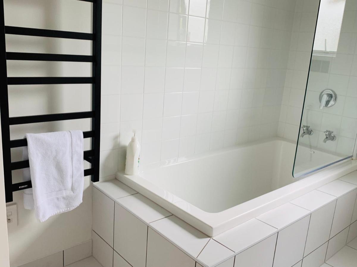 Uptown City Haven - Christchurch Townhouse Екстер'єр фото